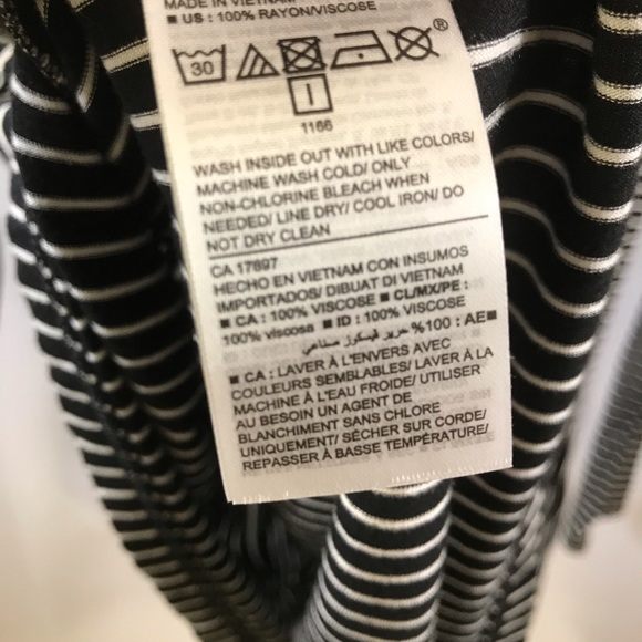 Old Navy striped Top black & white XS Long sleeve - Picture 7 of 8